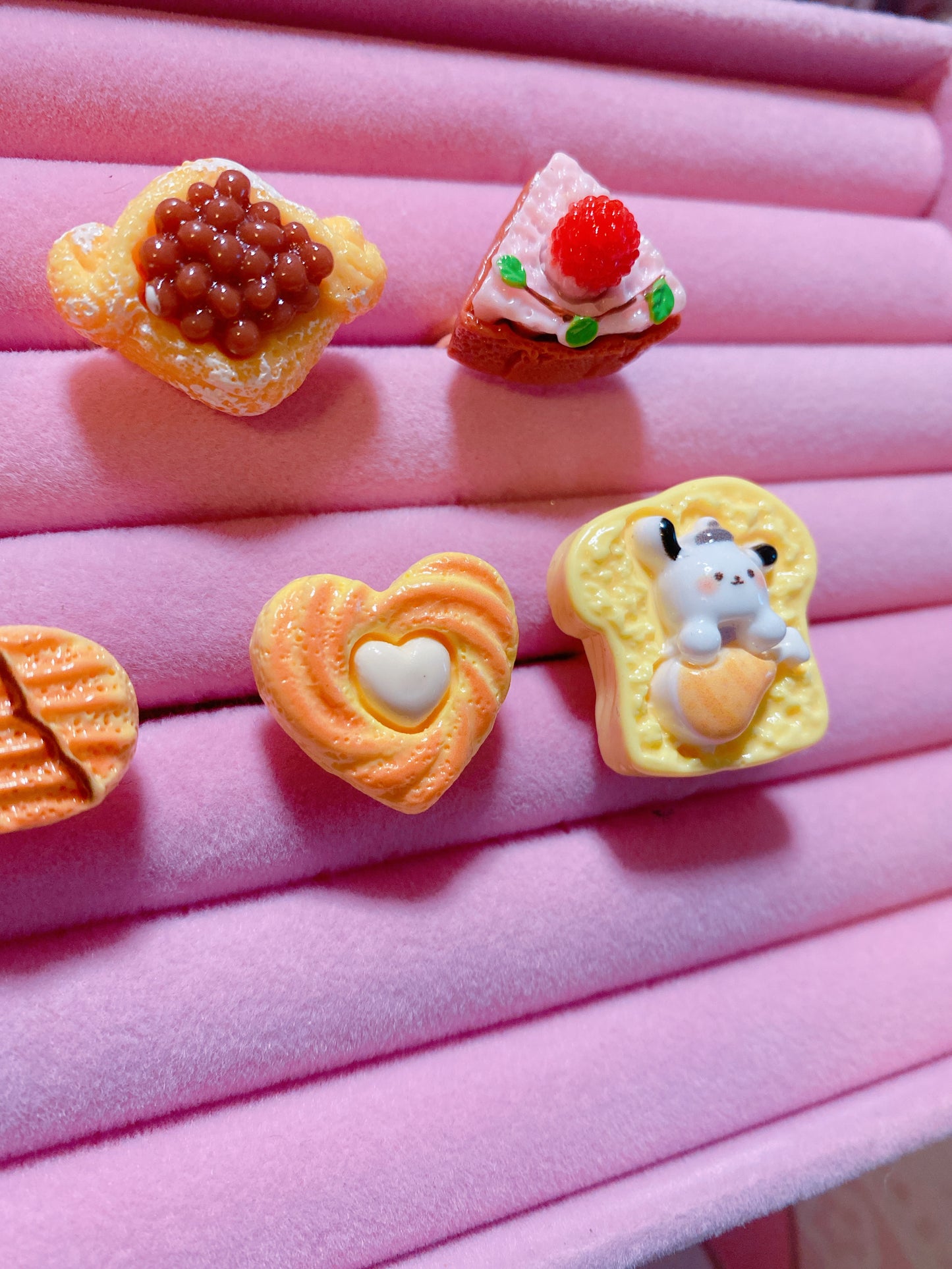 Cafe Treat Ring