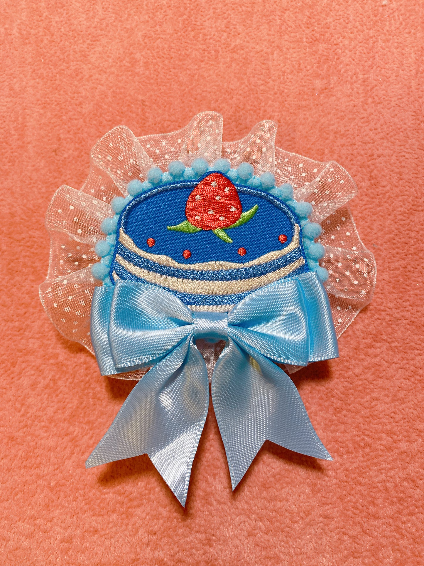 Blue Cake 2-way Clip