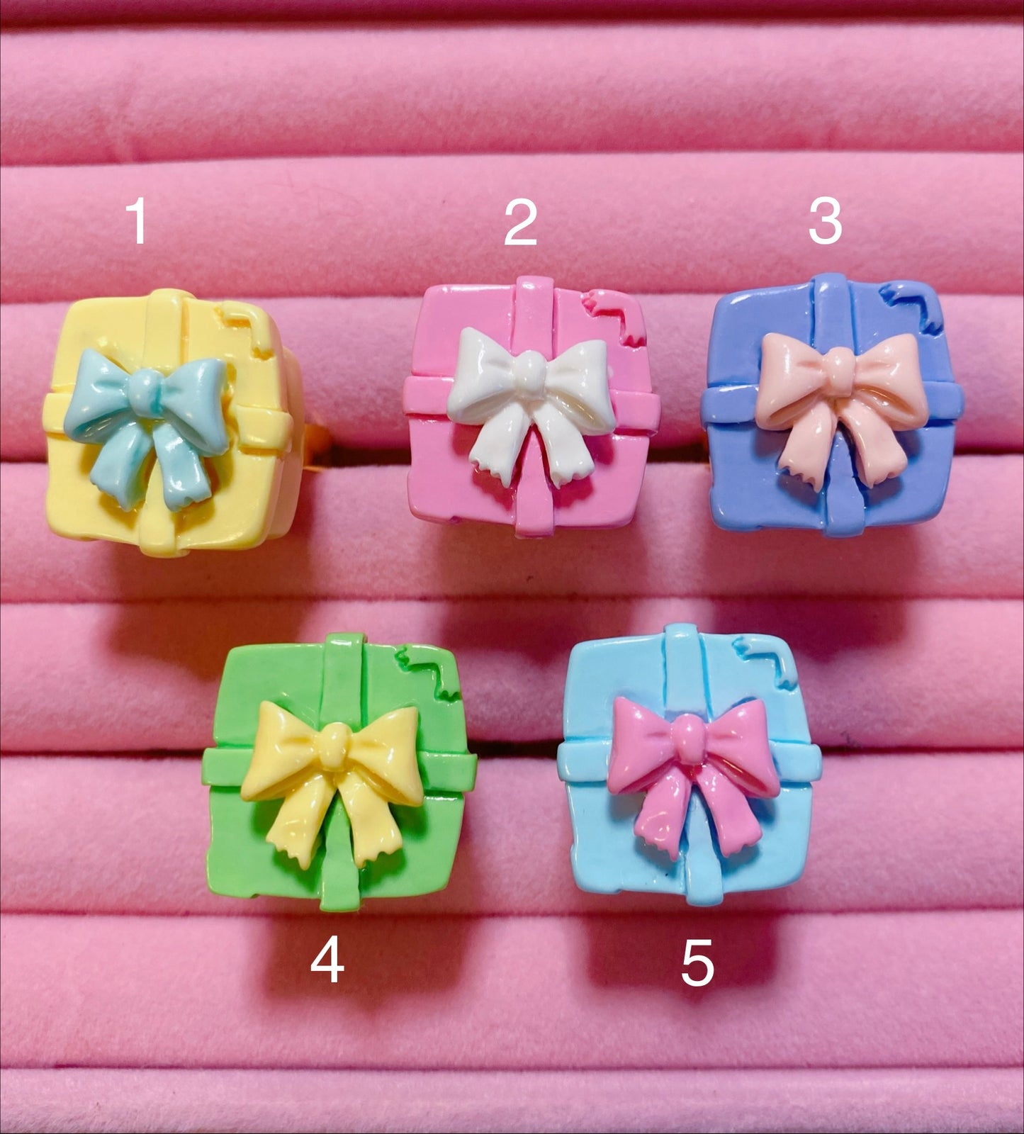 Present Box Ring